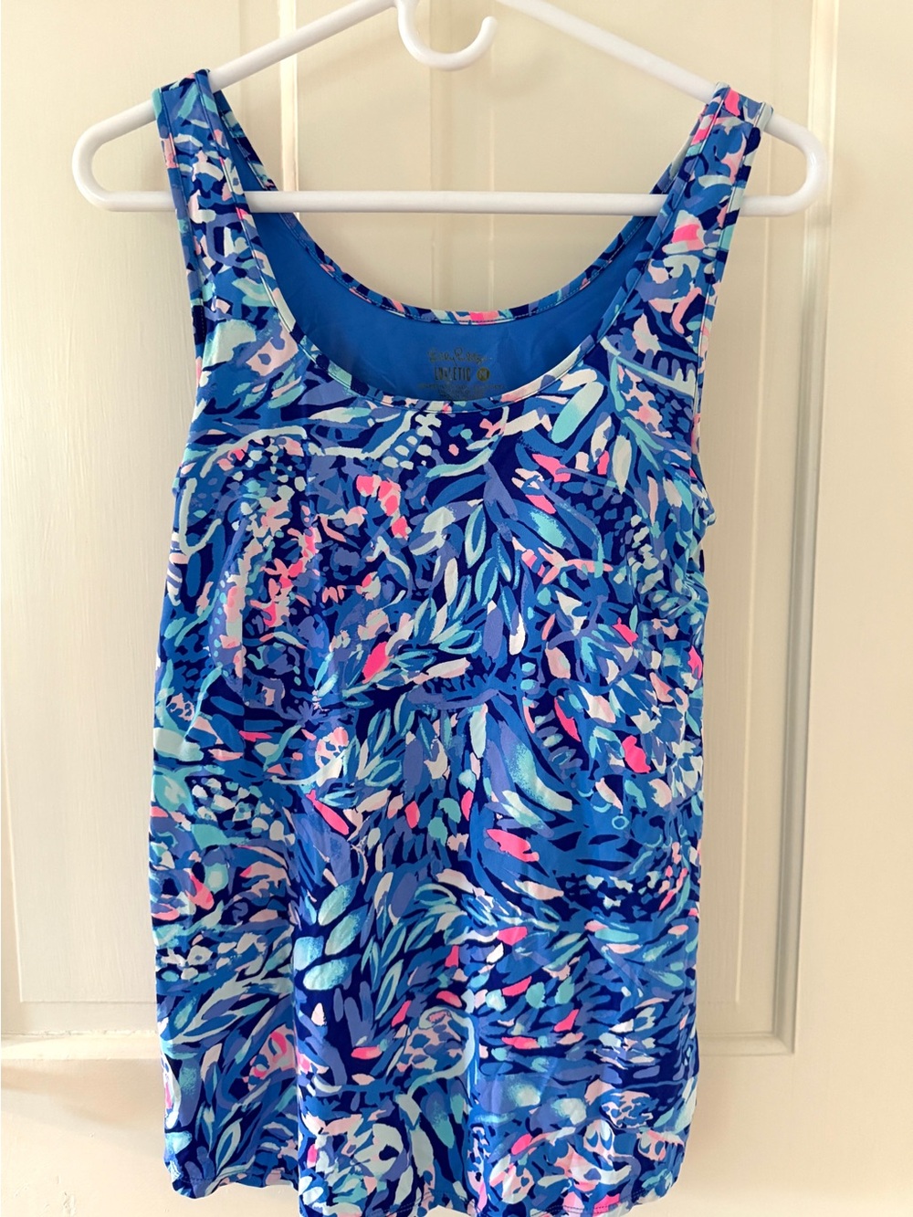 Lily Pulitzer athletic top size medium